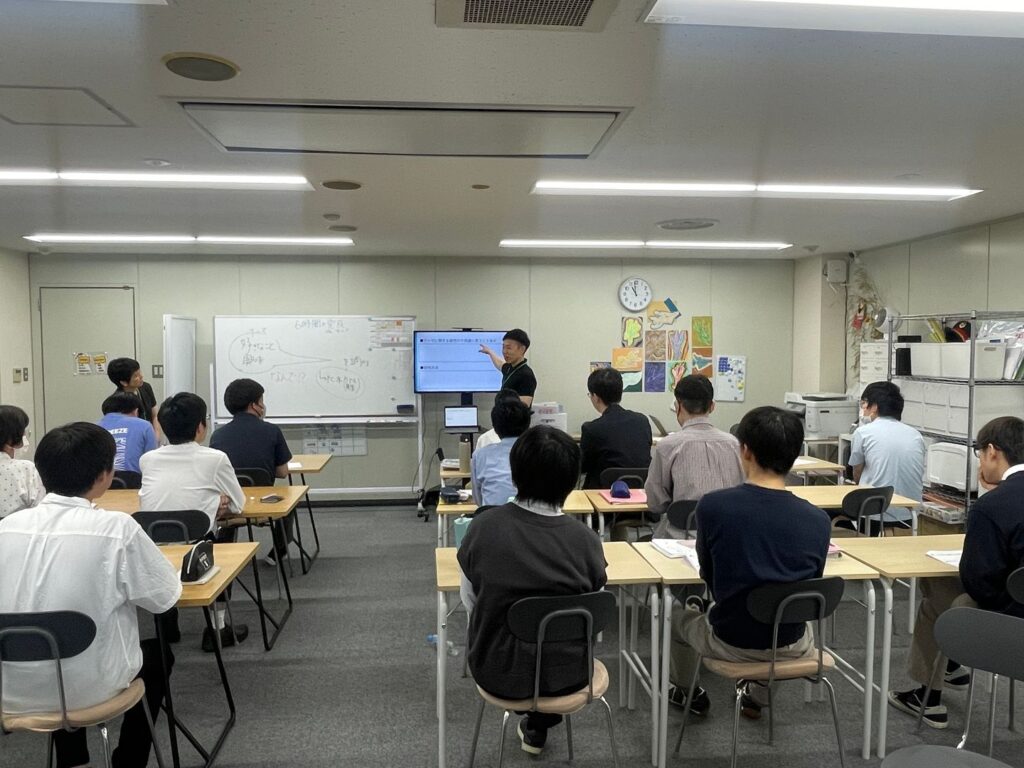 ［プログラム紹介］１年目（基礎クラス：自立訓練）の取り組み